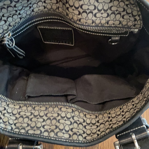 Coach Handbag - Picture 2 of 4